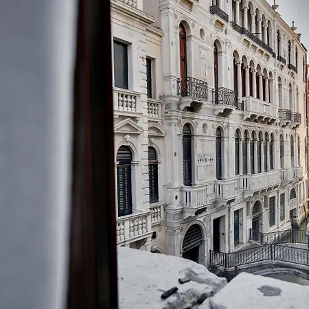 Dona Palace 4* Venice