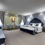 دونا بالاس 4*
