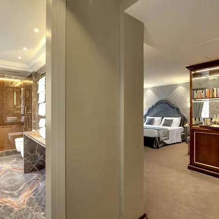 Donà Palace 4* Veneza