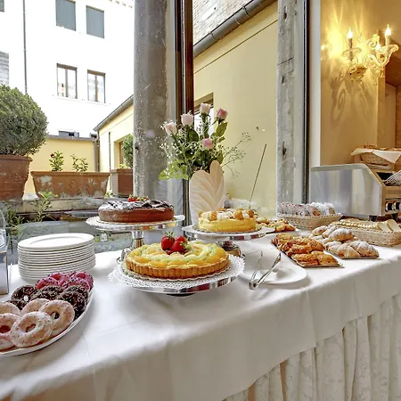 Dona Palace Hotel Venedig