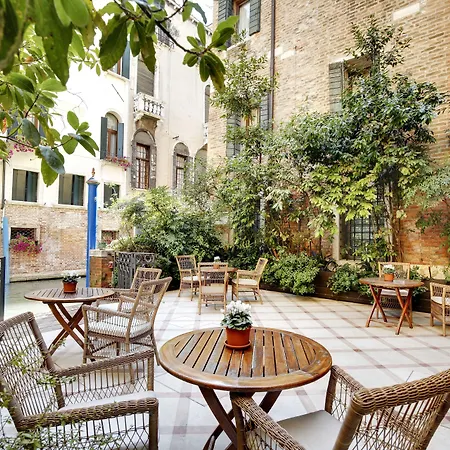 Donà Palace 4* Veneza