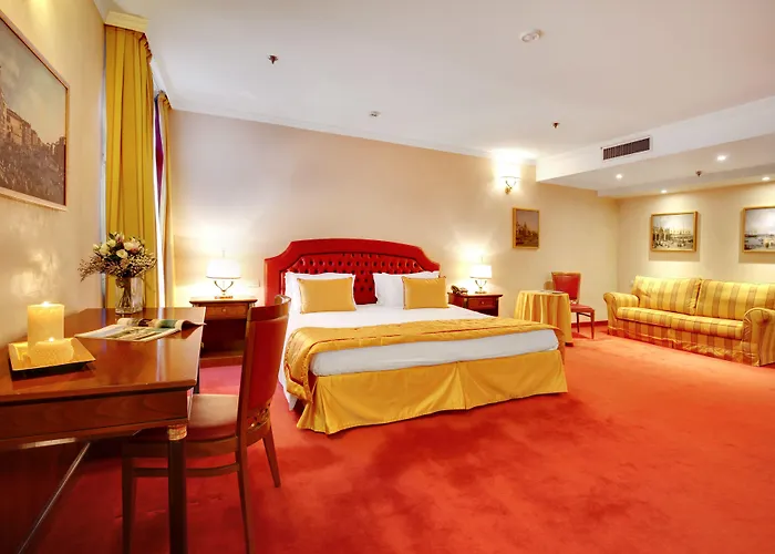 Dona Palace Отель 4*