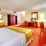Dona Palace 4* ונציה