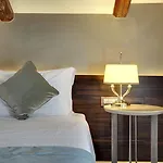 מלון Dona Palace