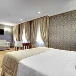 Dona Palace 4*