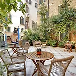 מלון Dona Palace 4*