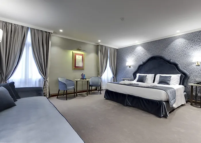 ホテル ドナ パレス