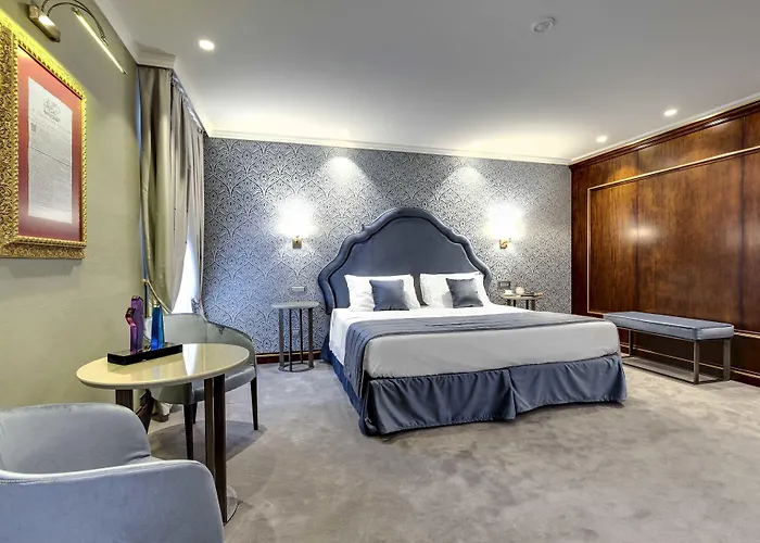 ホテル ドナ パレス